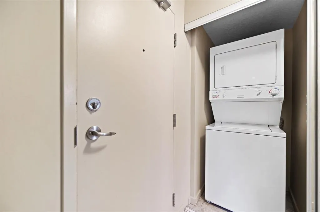429 14 Street NW, #501