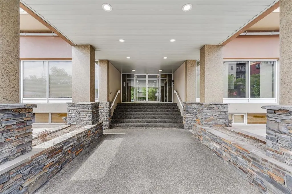 429 14 Street NW, #501