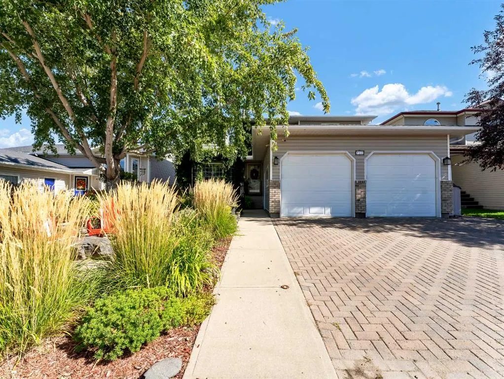 12 Sunrise Court SW