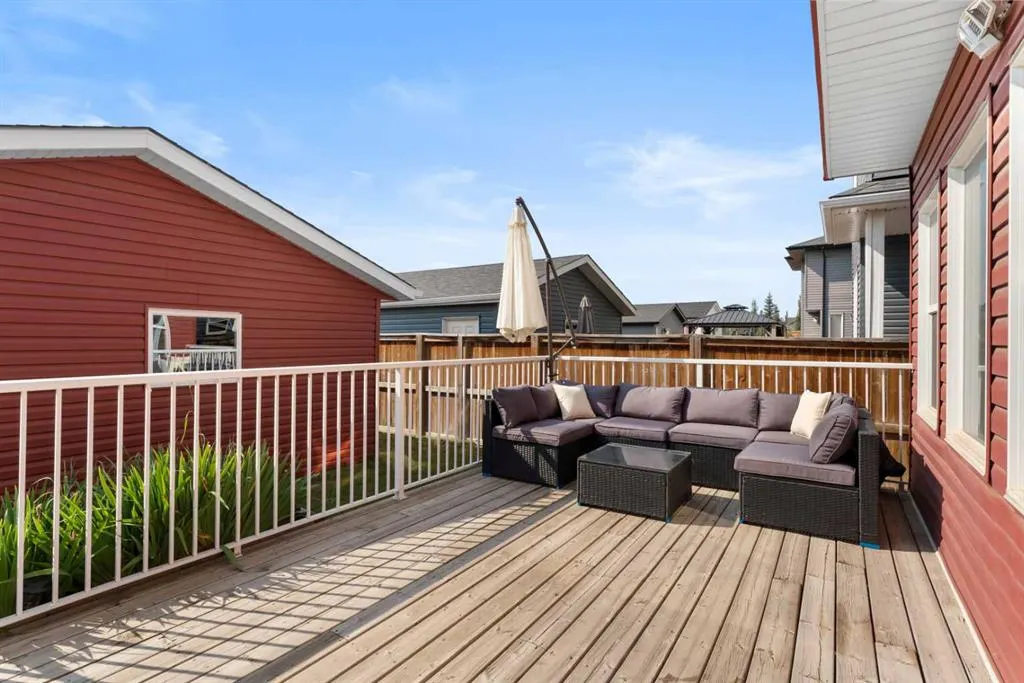 172 Evanspark Gardens NW