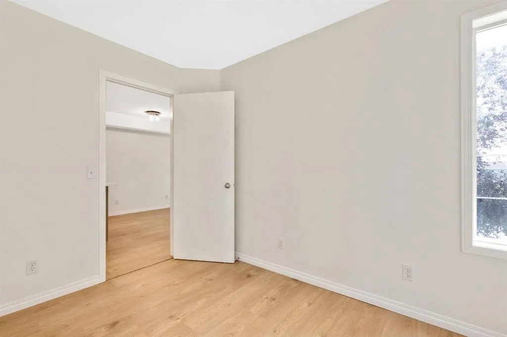 103 Strathaven Drive, #321