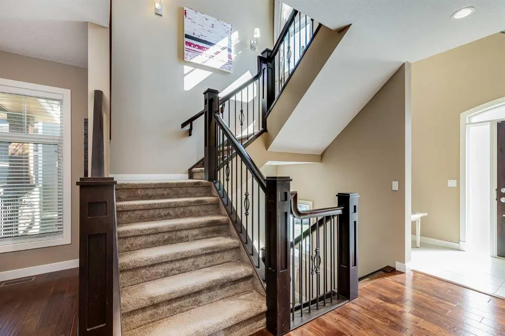 42 Cooperstown Court SW