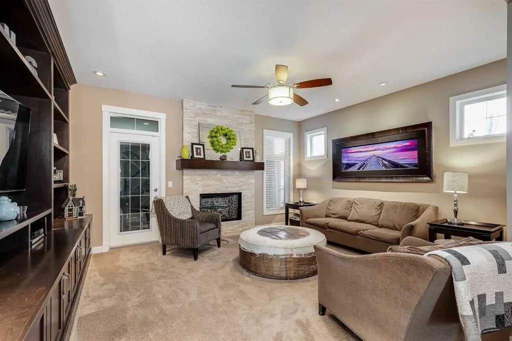 42 Cooperstown Court SW