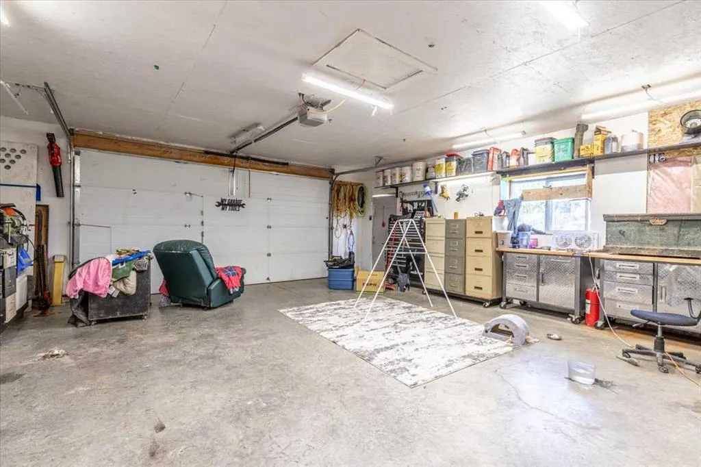 275006 HWY 616