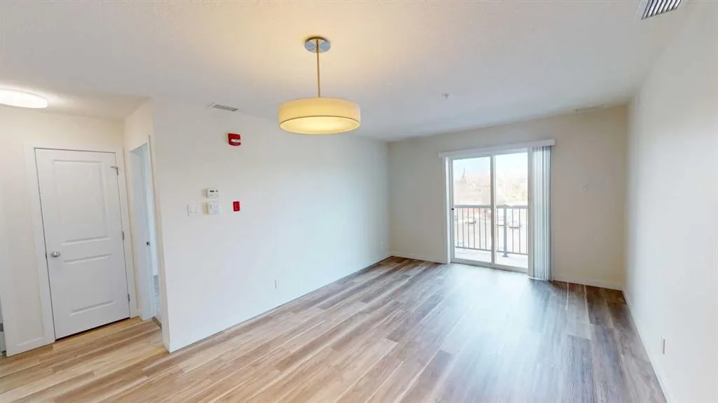 10101 101 Avenue, #302