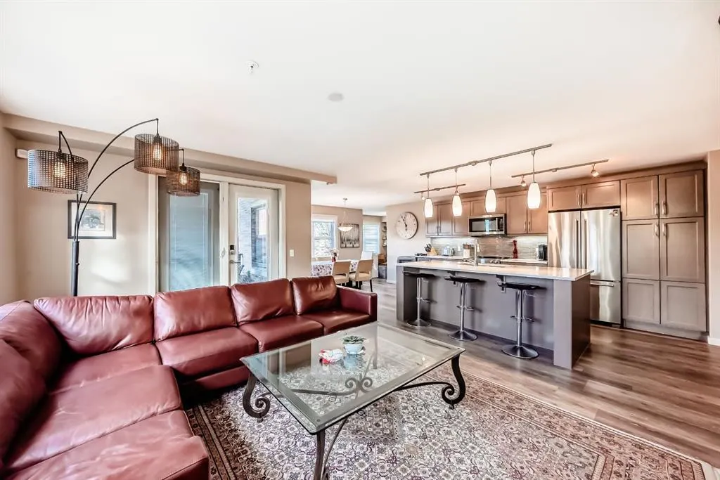 10 Market Boulevard SE, #2110