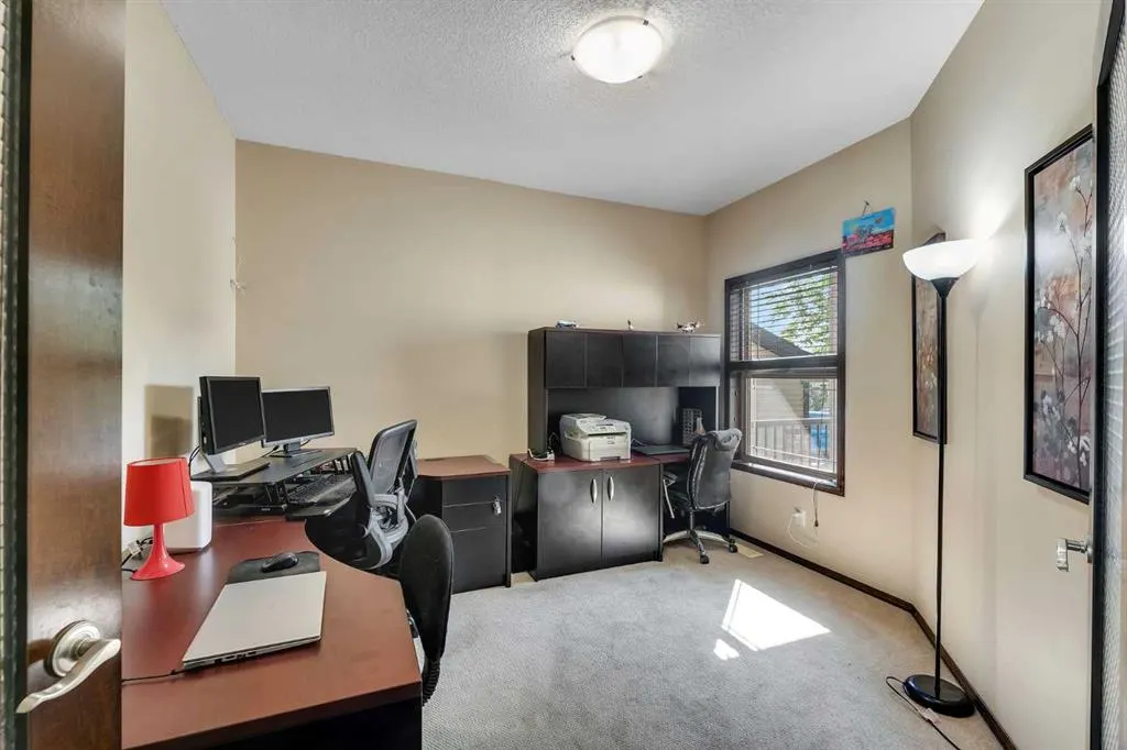 126 Tuscany Summit Heath NW