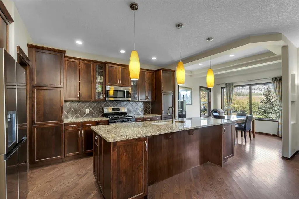 126 Tuscany Summit Heath NW