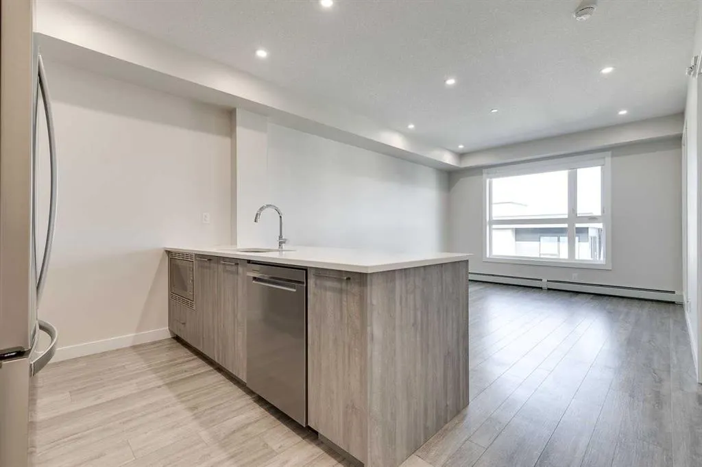 4160 Norford Avenue NW, #406