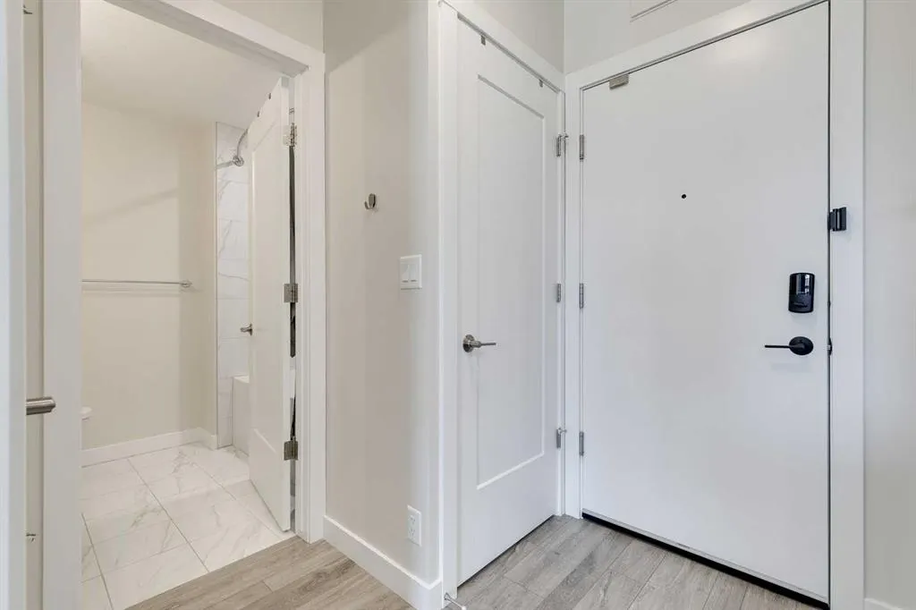 4160 Norford Avenue NW, #406