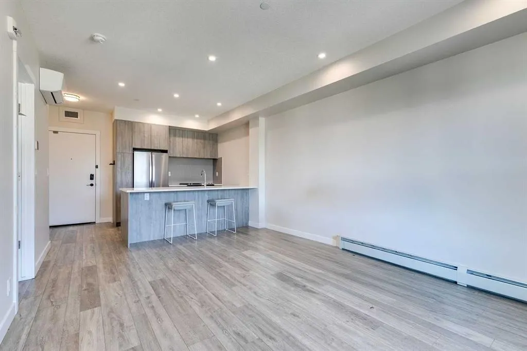 4160 Norford Avenue NW, #406