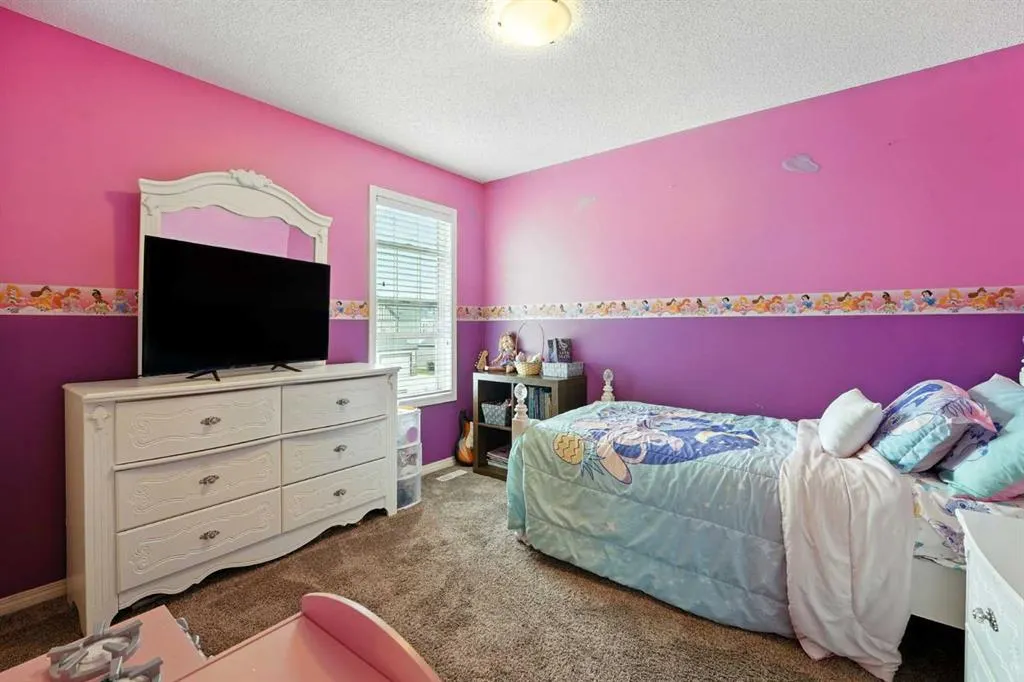 247 Copperpond Circle SE