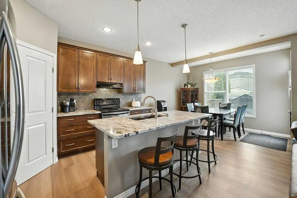 247 Copperpond Circle SE