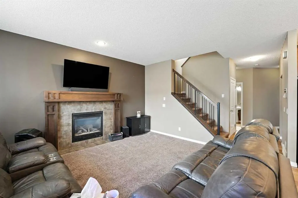 247 Copperpond Circle SE