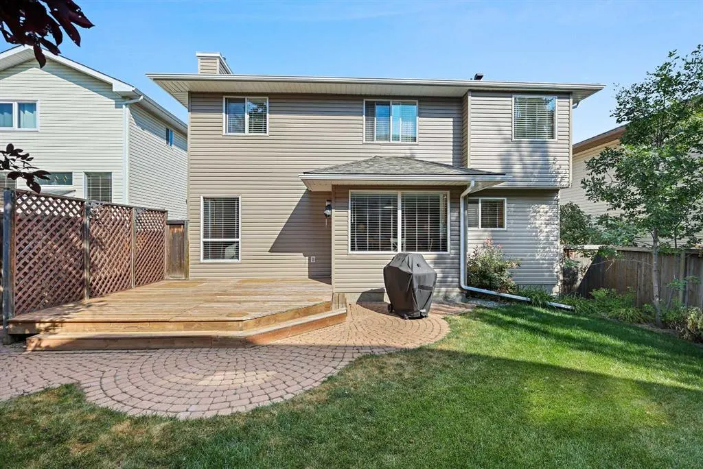109 Macewan Park View NW