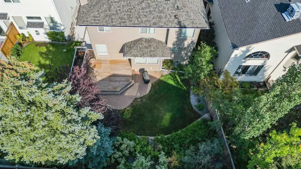 109 Macewan Park View NW