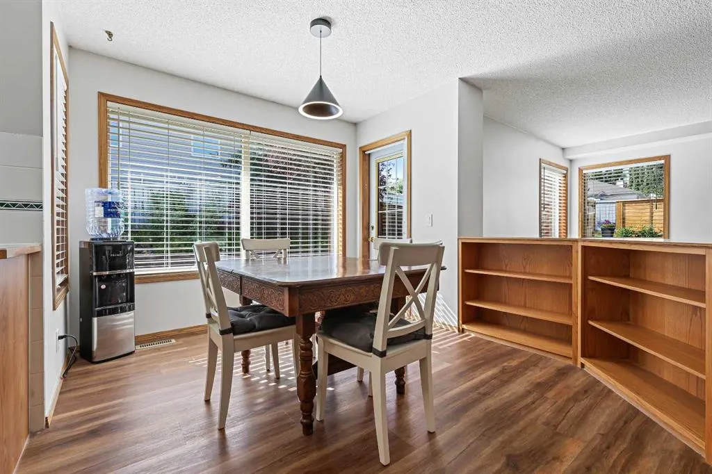 109 Macewan Park View NW