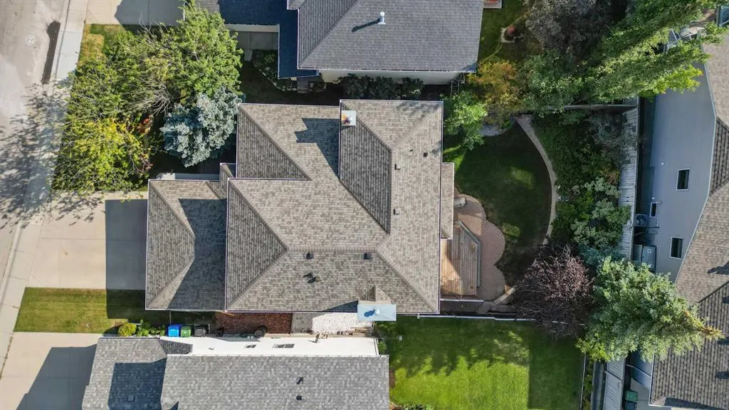 109 Macewan Park View NW