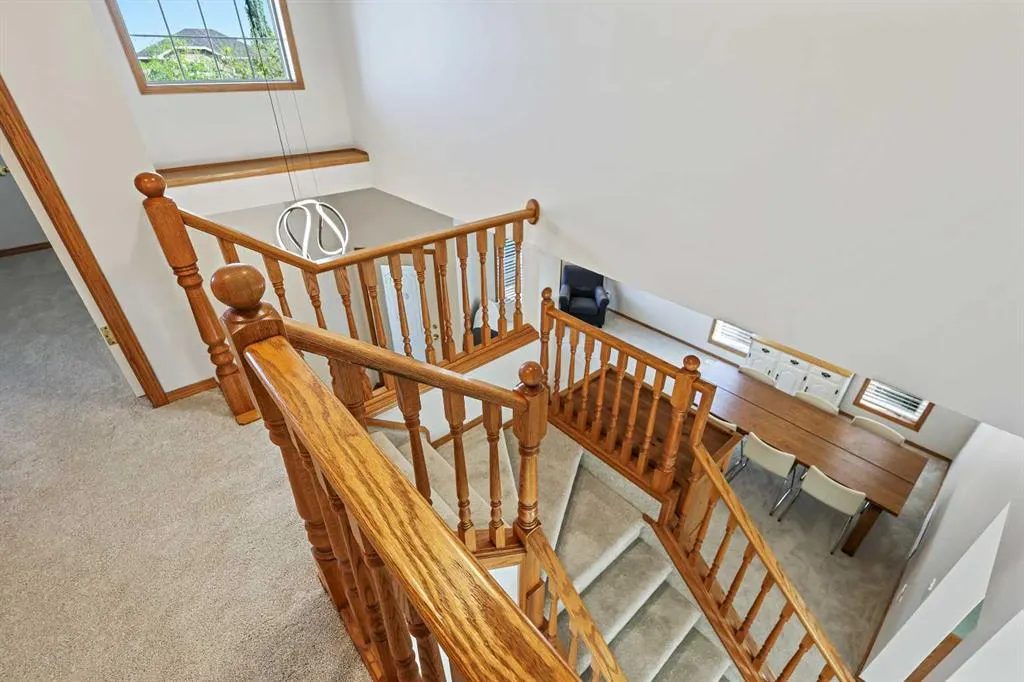 109 Macewan Park View NW