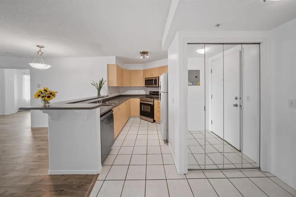 1121 6 Avenue SW, #407