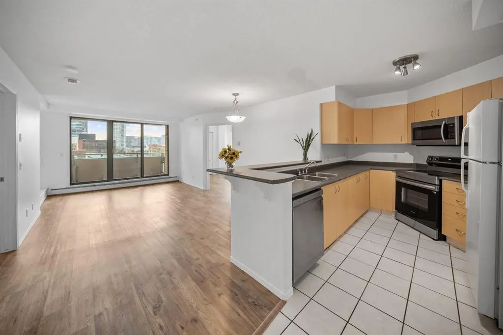 1121 6 Avenue SW, #407