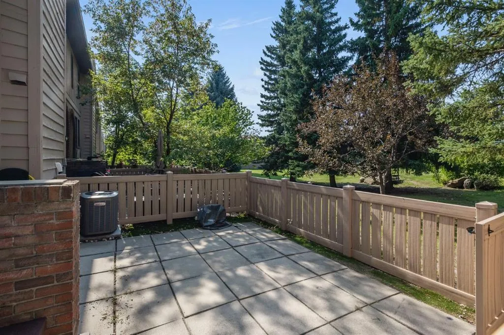 2 Canterbury Gardens SW