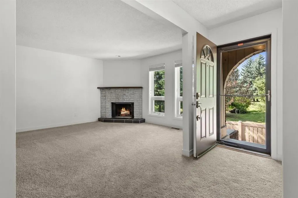 2 Canterbury Gardens SW
