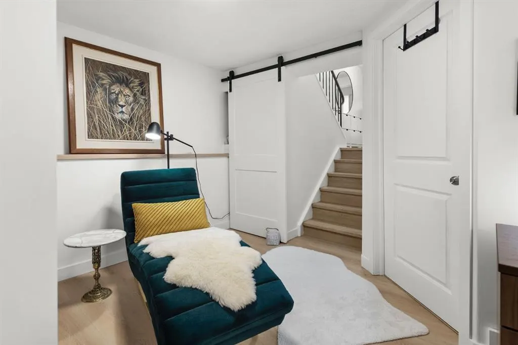 2 Canterbury Gardens SW
