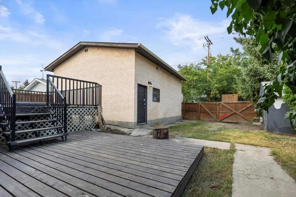 76 Millbank Close SW
