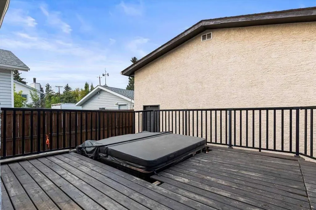 76 Millbank Close SW