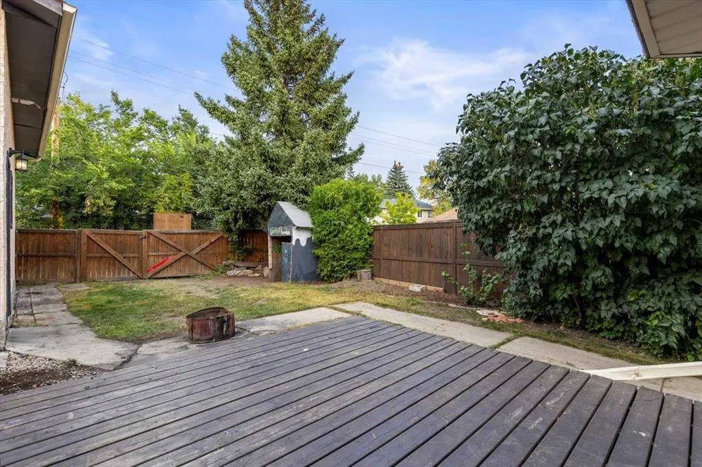 76 Millbank Close SW
