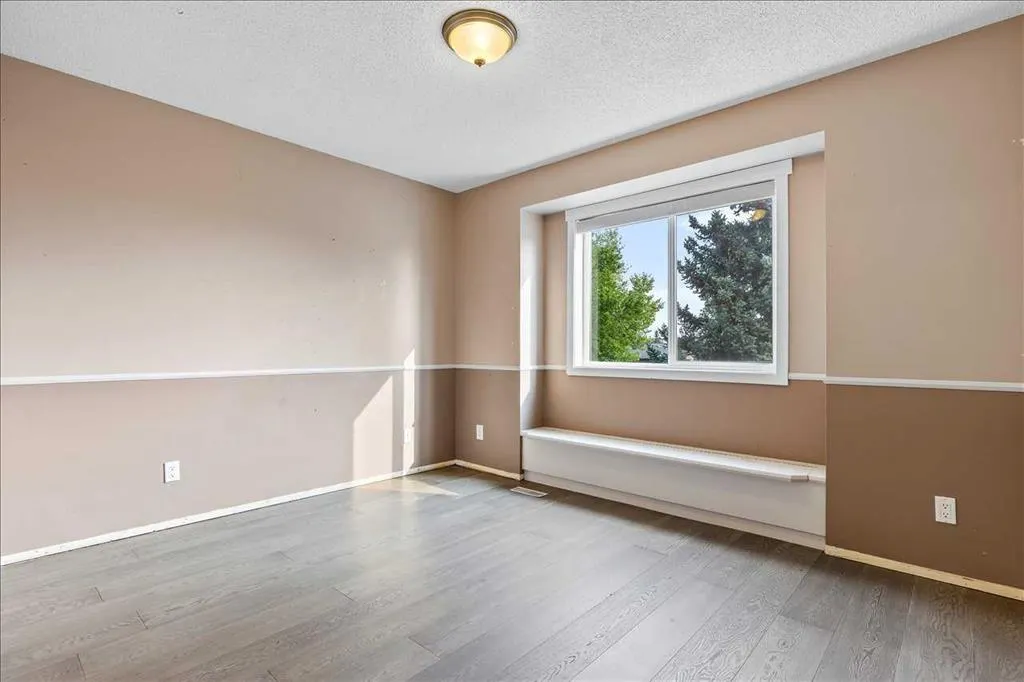 76 Millbank Close SW