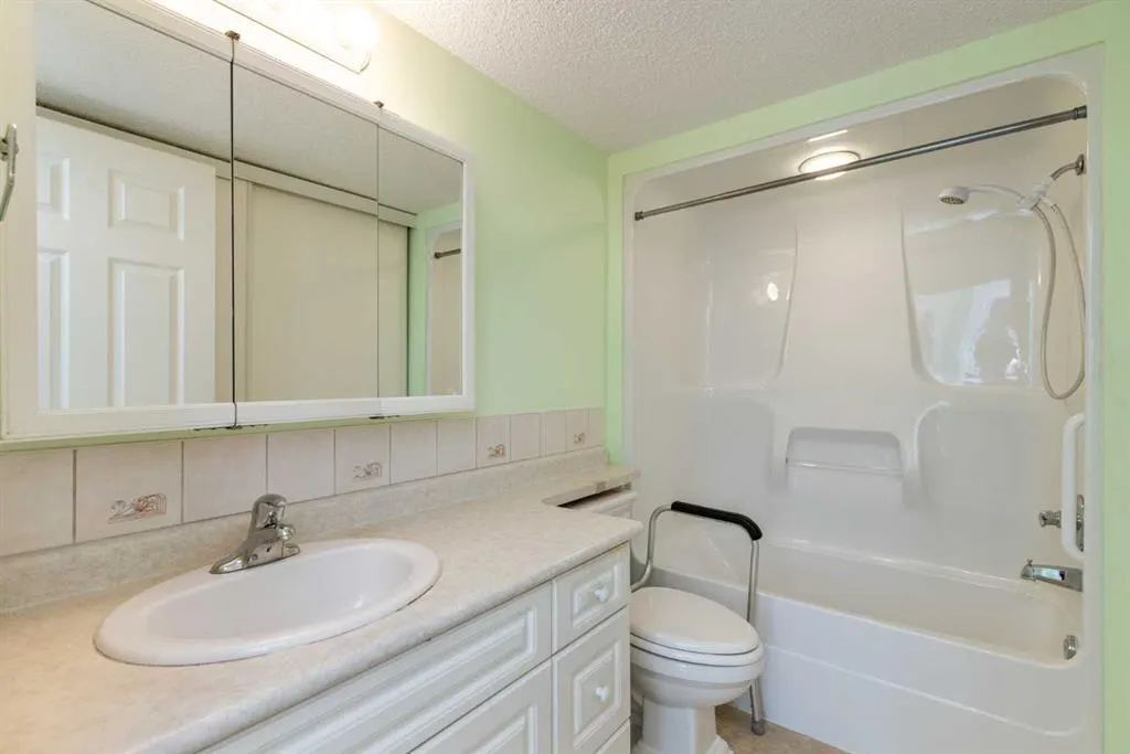 4319 49 Street, #205