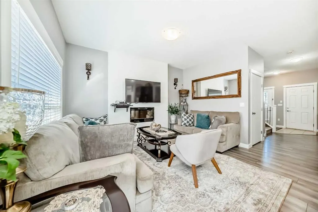 55 Baysprings Way SW