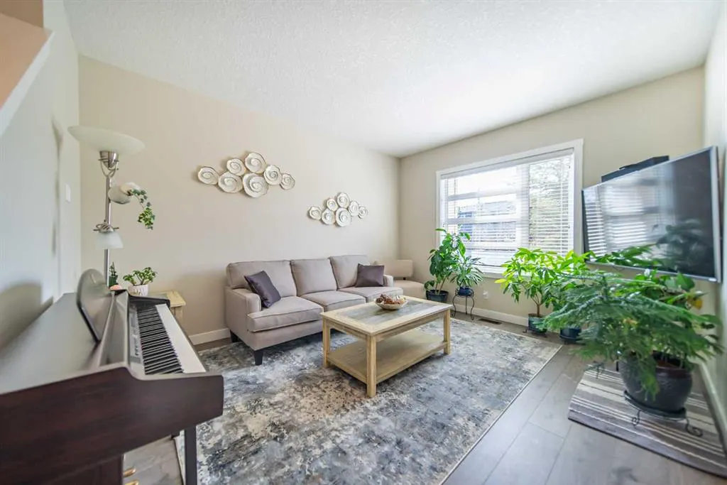 340 Midtown Gate SW