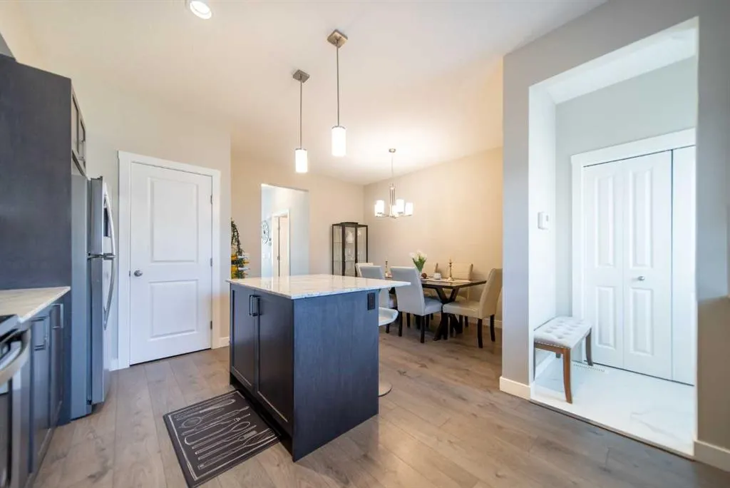 340 Midtown Gate SW