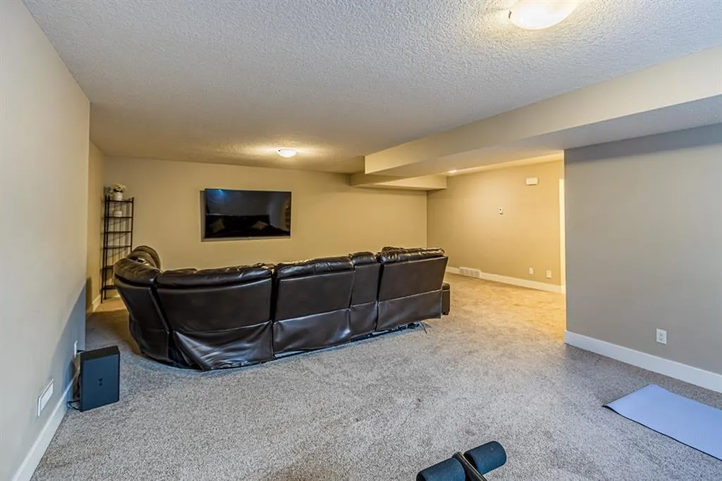 101 Evansfield Way NW