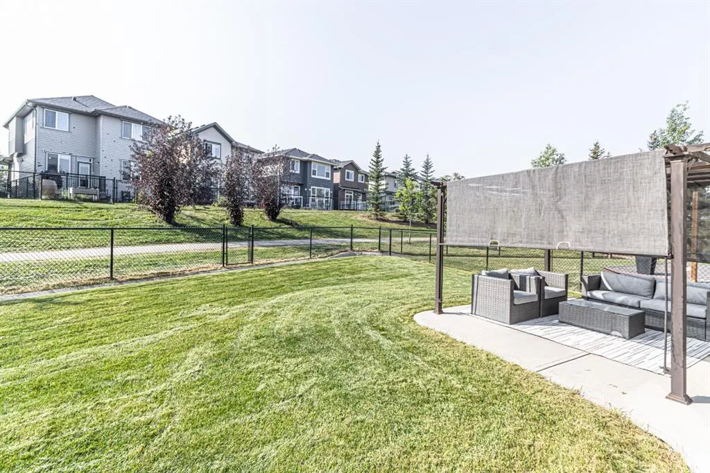 101 Evansfield Way NW