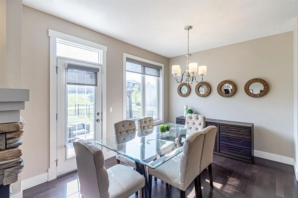 101 Evansfield Way NW