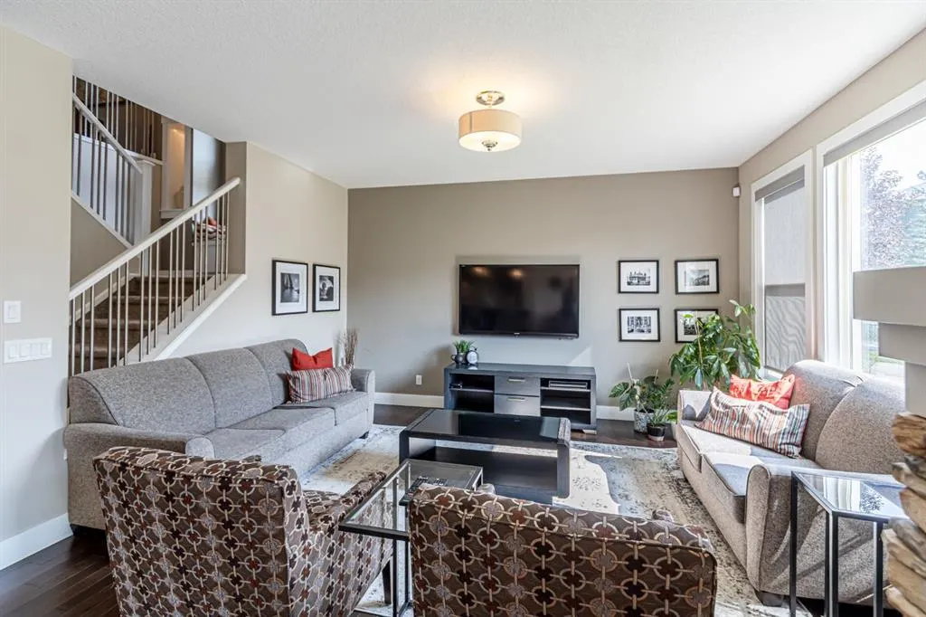 101 Evansfield Way NW