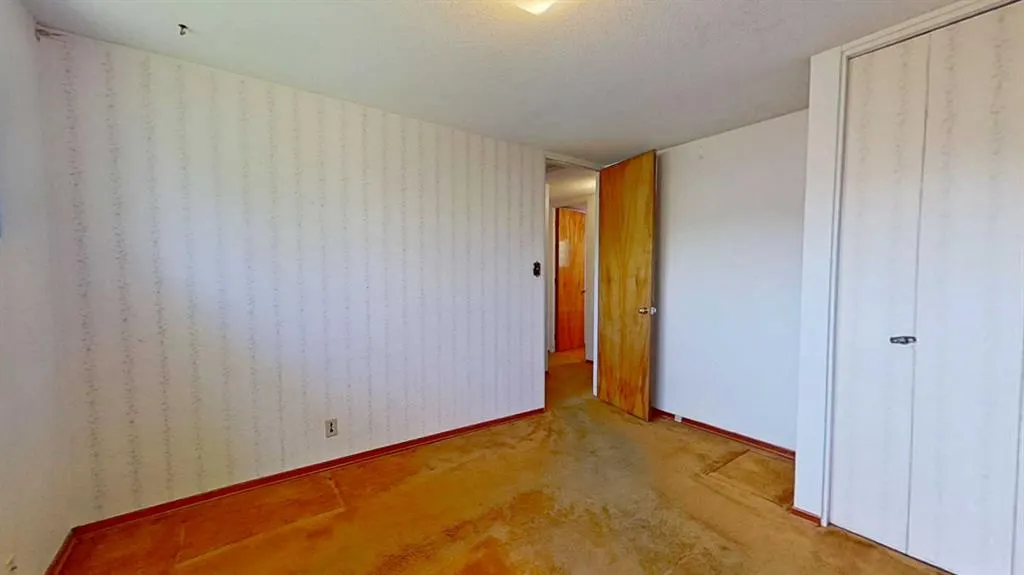236 Westwood Drive SW