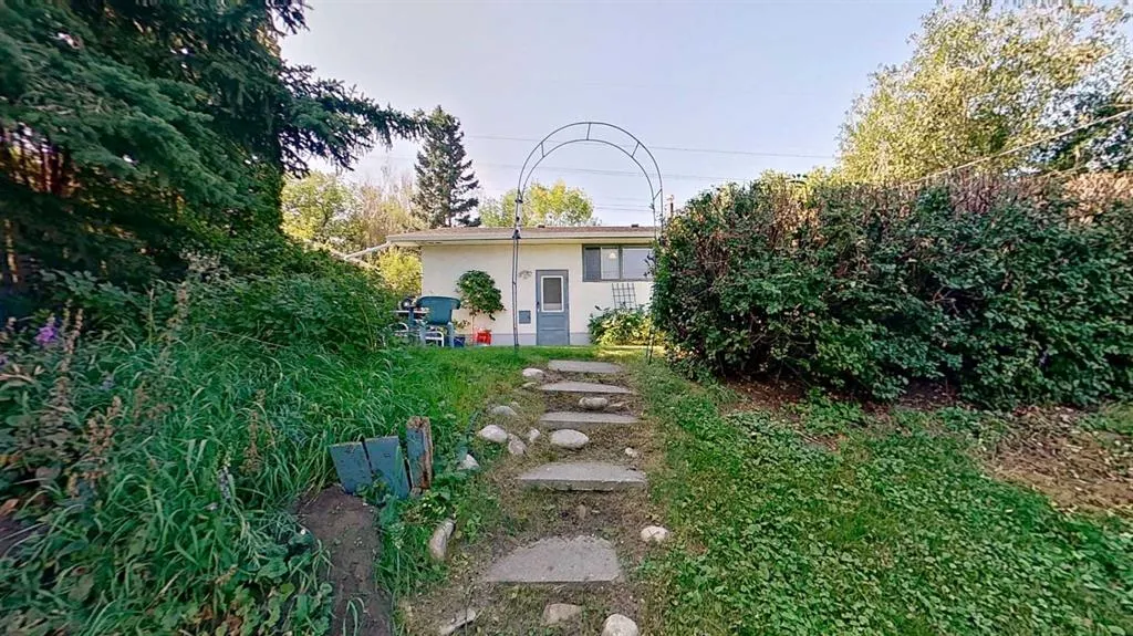 236 Westwood Drive SW
