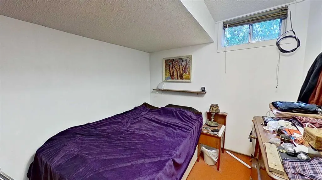236 Westwood Drive SW