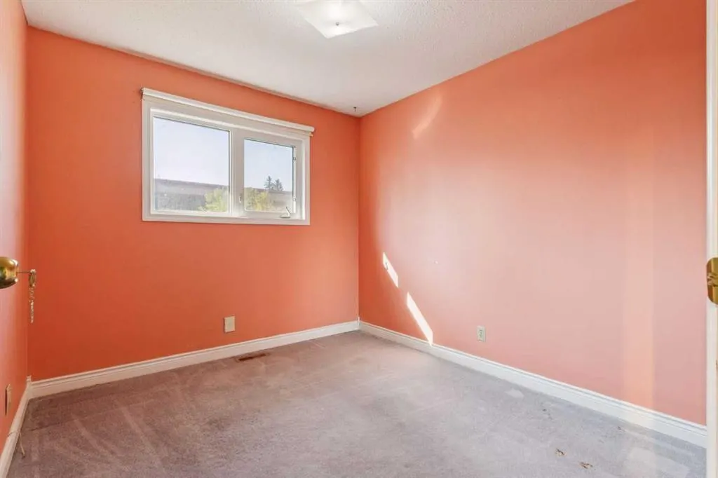 115 Whiteside Road NE