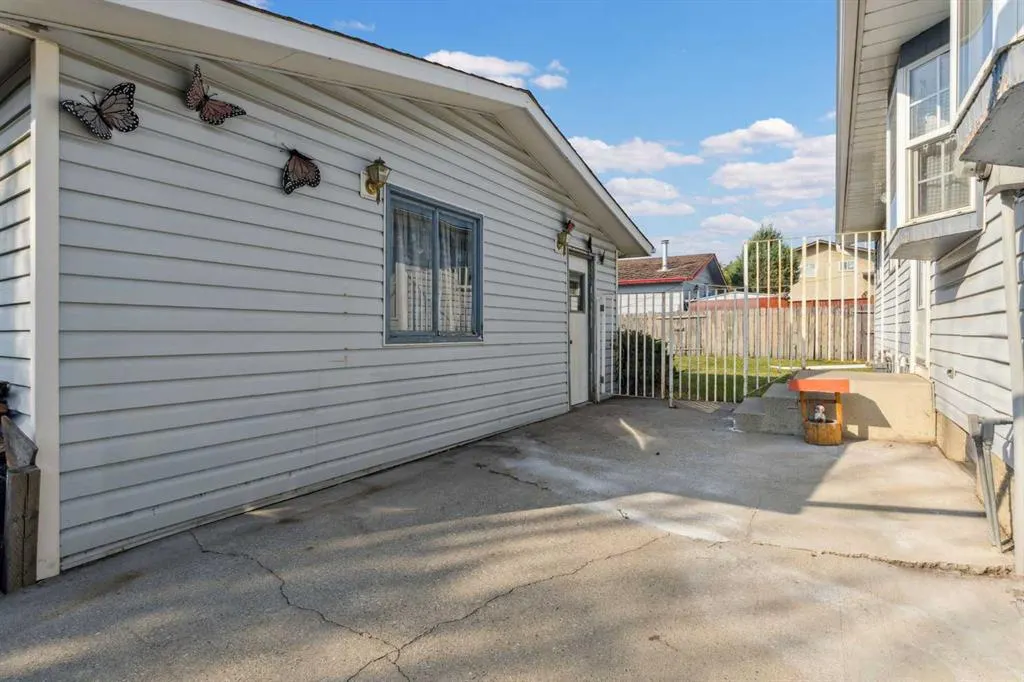 115 Whiteside Road NE
