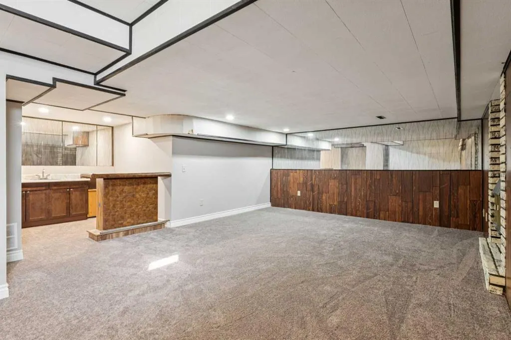 115 Whiteside Road NE