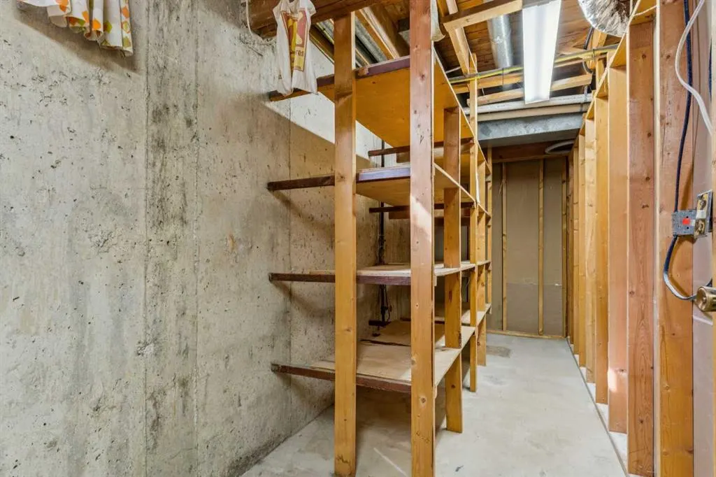 115 Whiteside Road NE