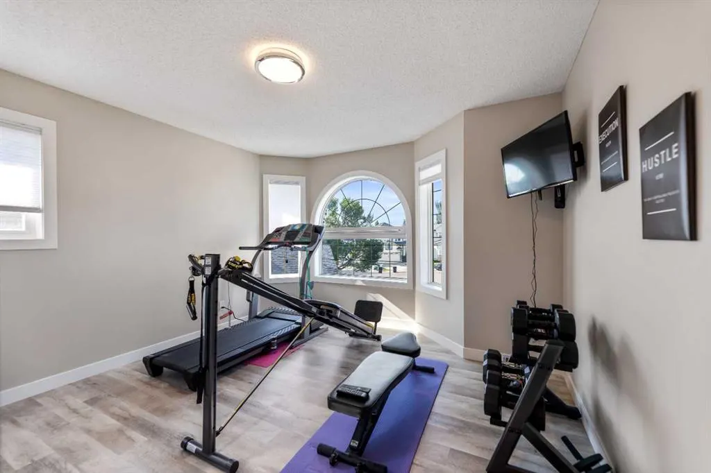 309 Douglas Ridge Place SE