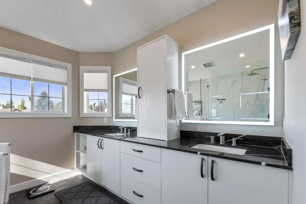 309 Douglas Ridge Place SE