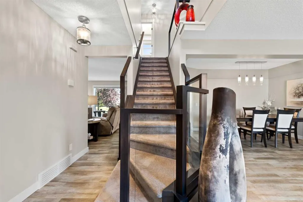 309 Douglas Ridge Place SE
